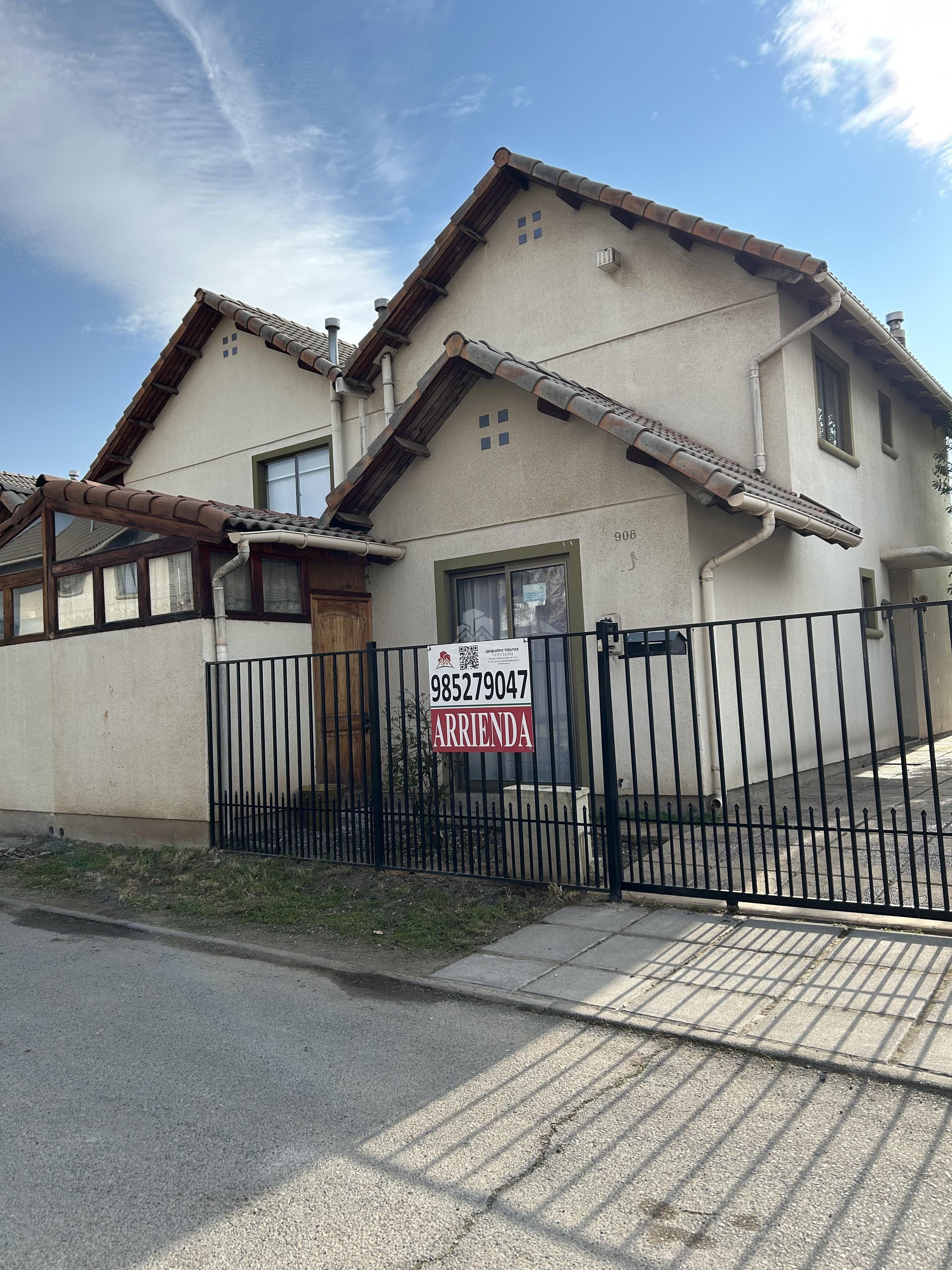 Arriendo casa a pasos Colegios sector Plazos del Campo Machali